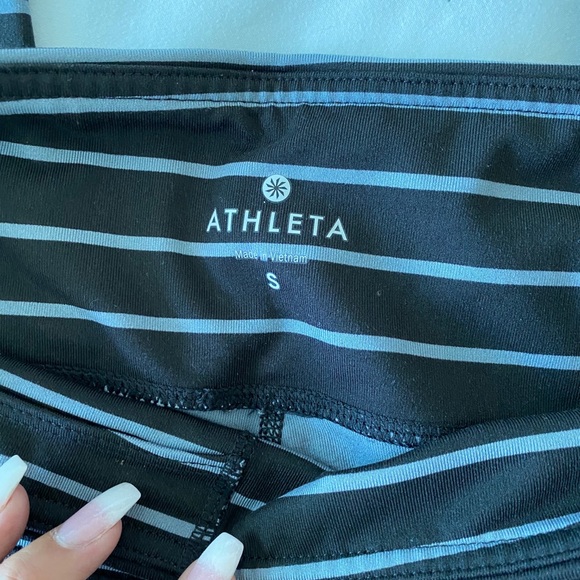 Athleta Capri Leggings - Picture 2 of 2